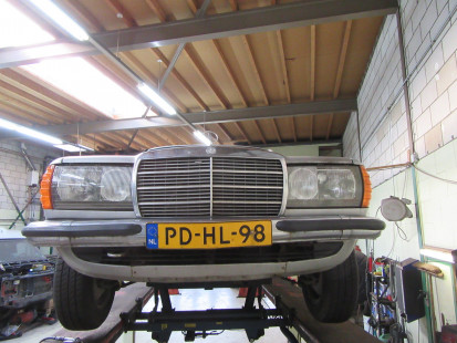 Mercedes W123 280CE PD-HL-98 Divers onderhoud 