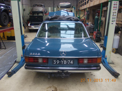 Mercedes W123 230E - Totaal restauratie