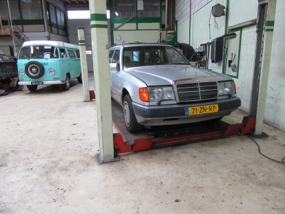 Mercedes W124 300TE 4matic 71-ZN-RP Laswerk